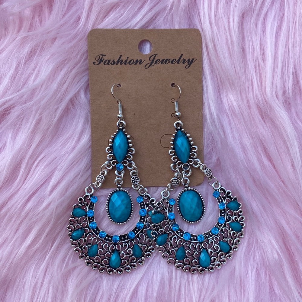 ✨Rhinestone Decor Drop Earrings✨